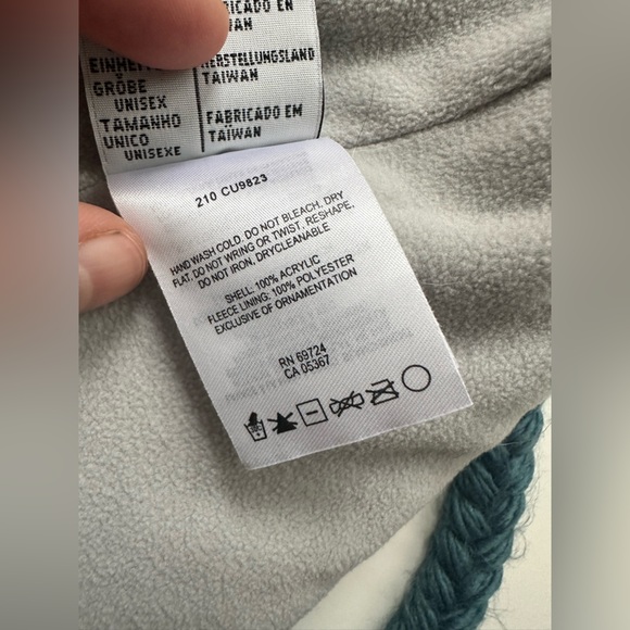 Columbia Winter Knit Hat/Toque with Braided Strings (lined) - Picture 6 of 7